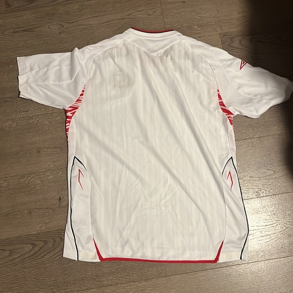 Two Sunderland Umbro jerseys - Picture 7 of 7